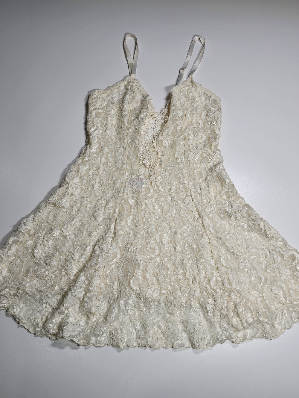 Vintage Fredericks of Hollywood Sheer Babydoll Mini Nightgown Cream Medium Lace